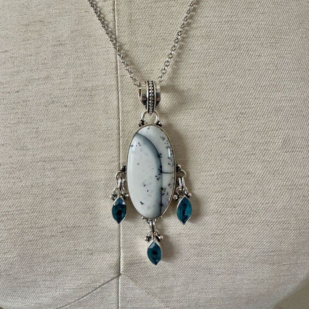 Silver Dendritic agate pendant necklace